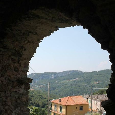 La Casetta Di Graziella Apartment Vezzi Portio Екстериор снимка