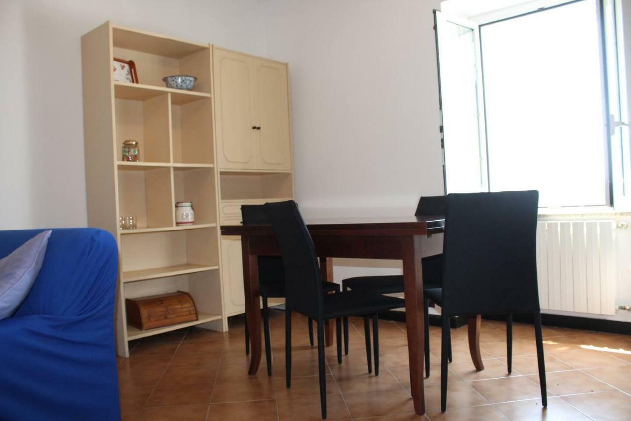 La Casetta Di Graziella Apartment Vezzi Portio Екстериор снимка